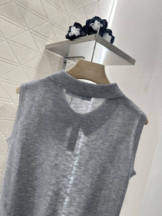 Футболка женская фото 4