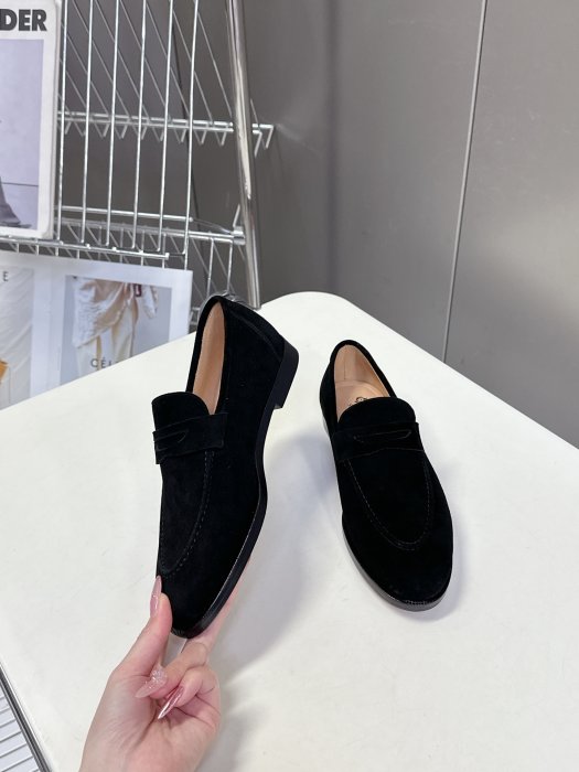 Лоферы женские фото 4