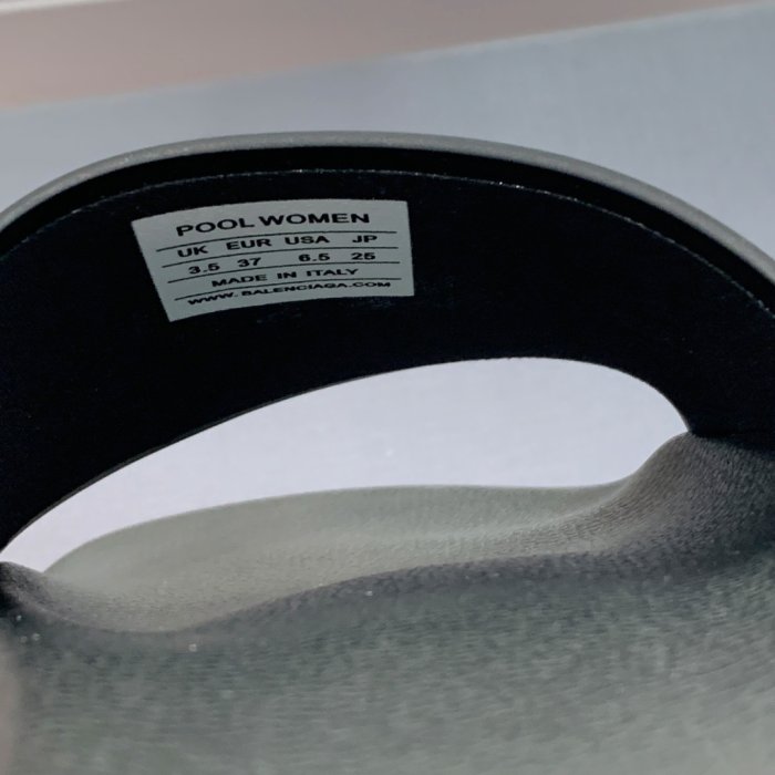 Шлепанцы фото 9