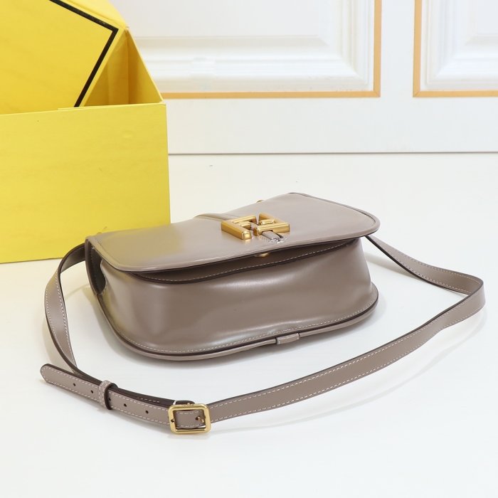 Сумка женская Fendi C'mon 25 см фото 4