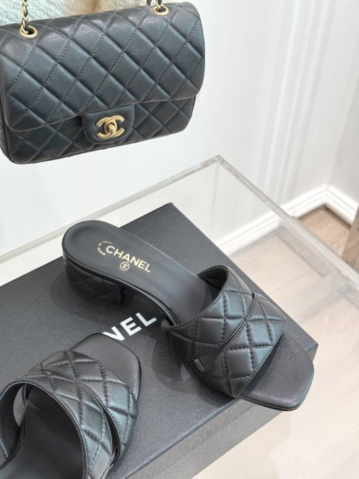 Босоножки фото 5