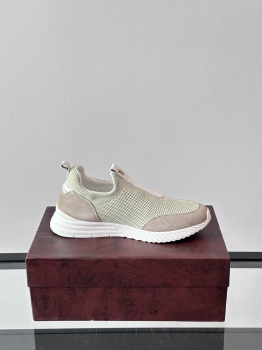 Кроссовки фото 7