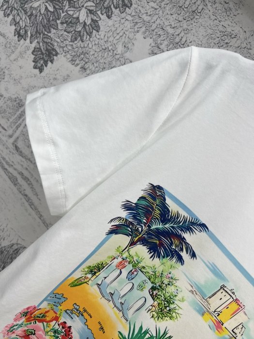 T-shirt women's фото 5