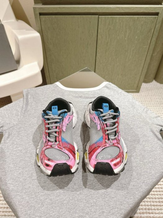 Кроссовки Balenciaga 3XL Runner