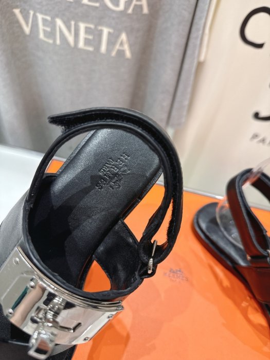 Sandals women's фото 8