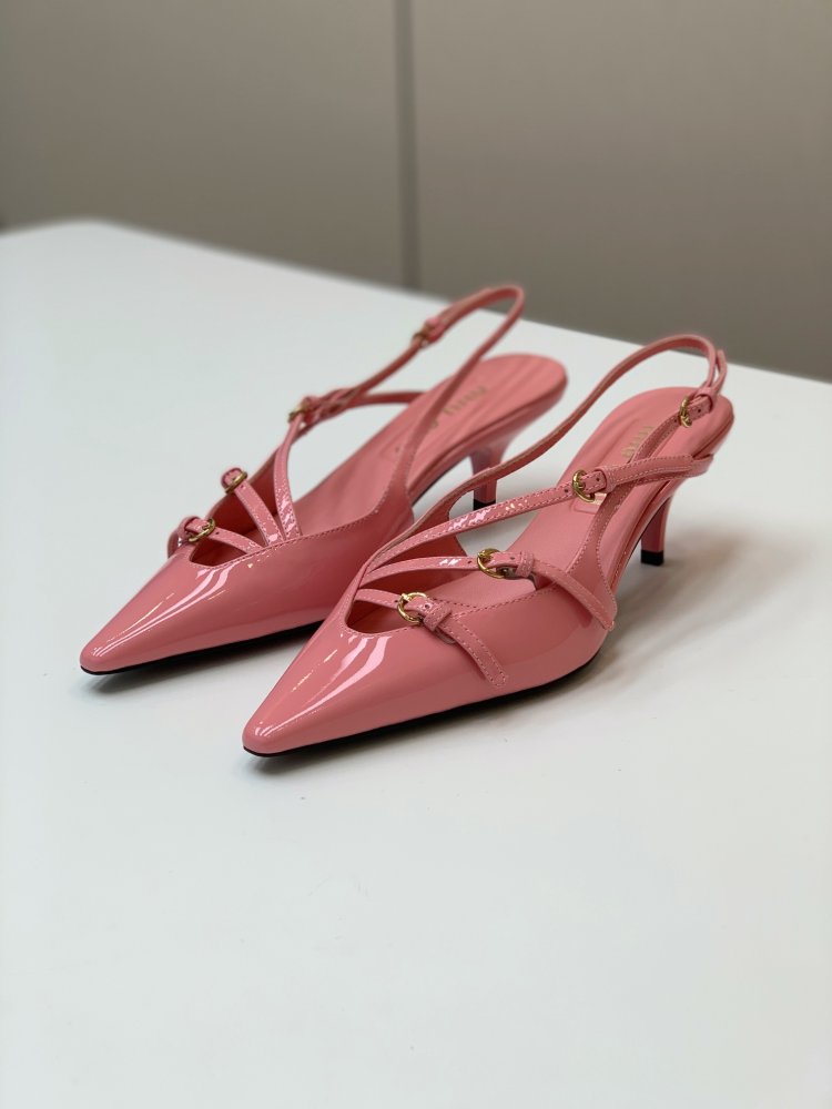 Босоножки фото 5