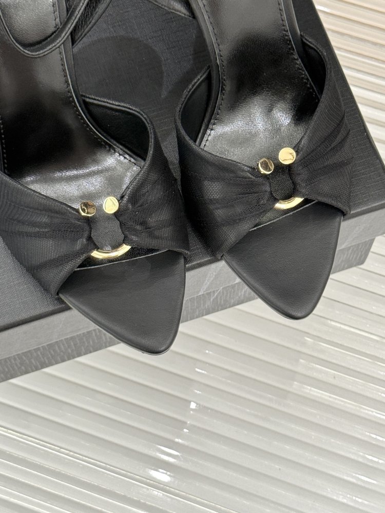 Босоножки фото 7