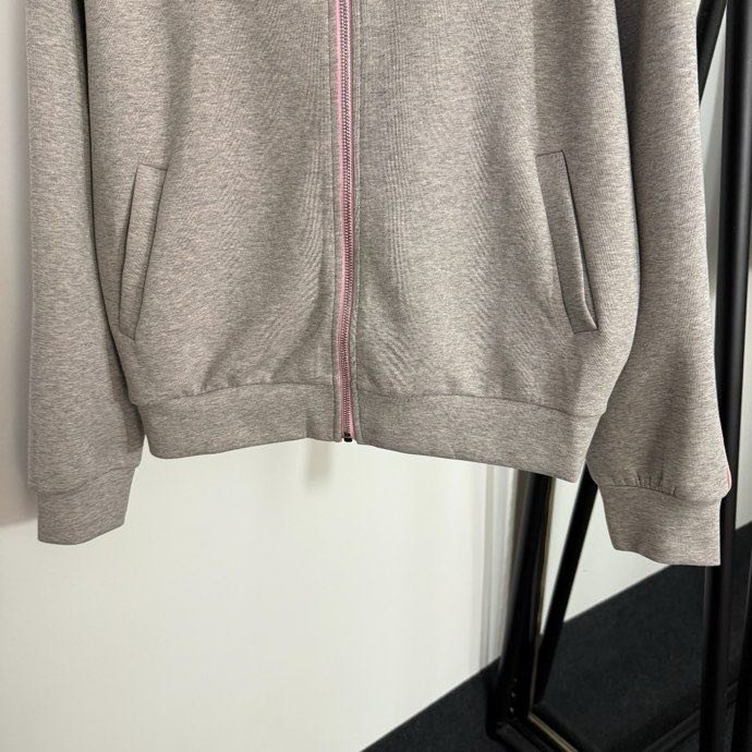 Костюм жіночий фото 3