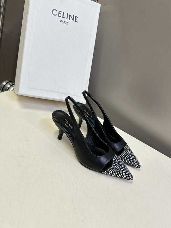 Босоніжки фото 5