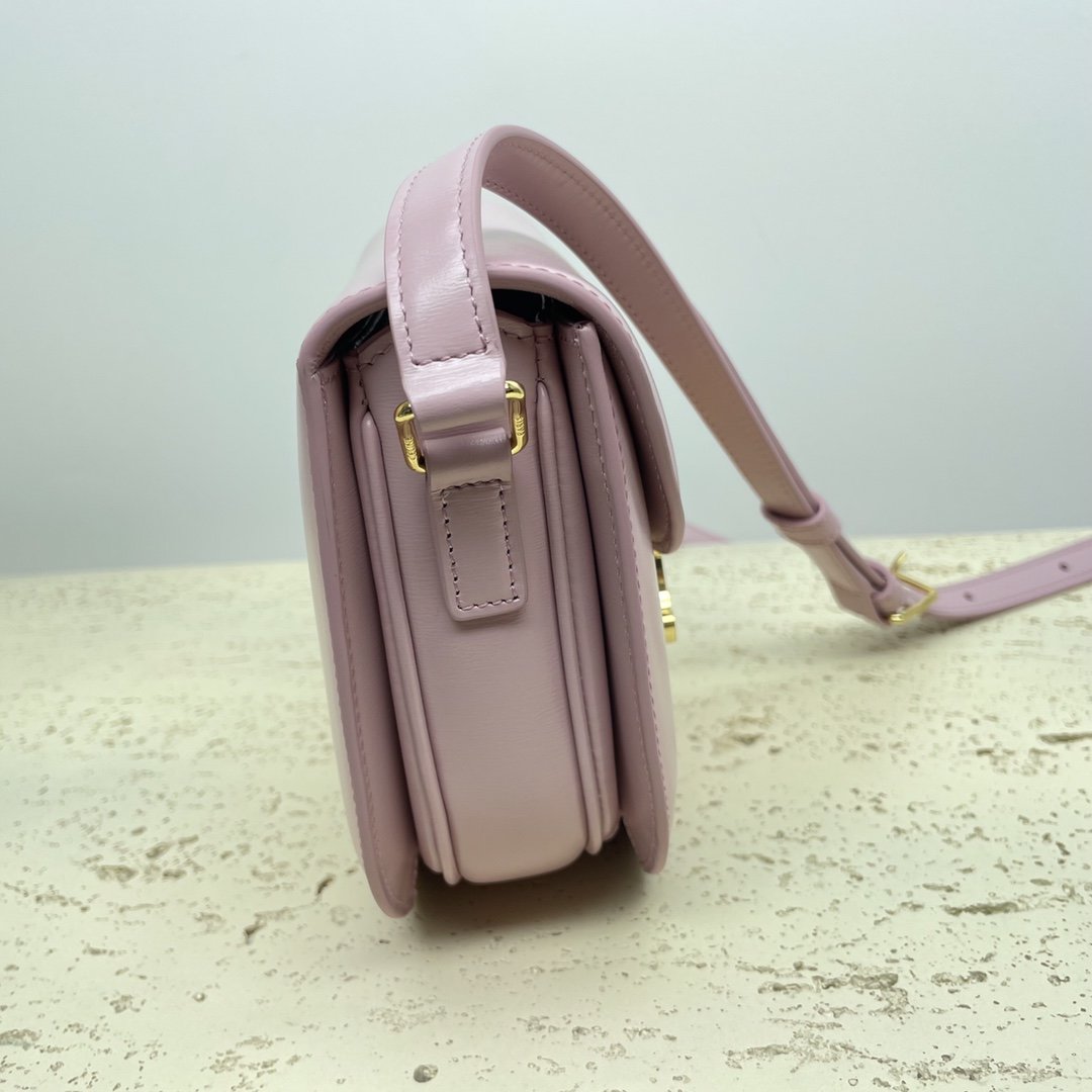 A bag Teen Besace Triomphe in shiny calfskin 18.5 cm фото 4