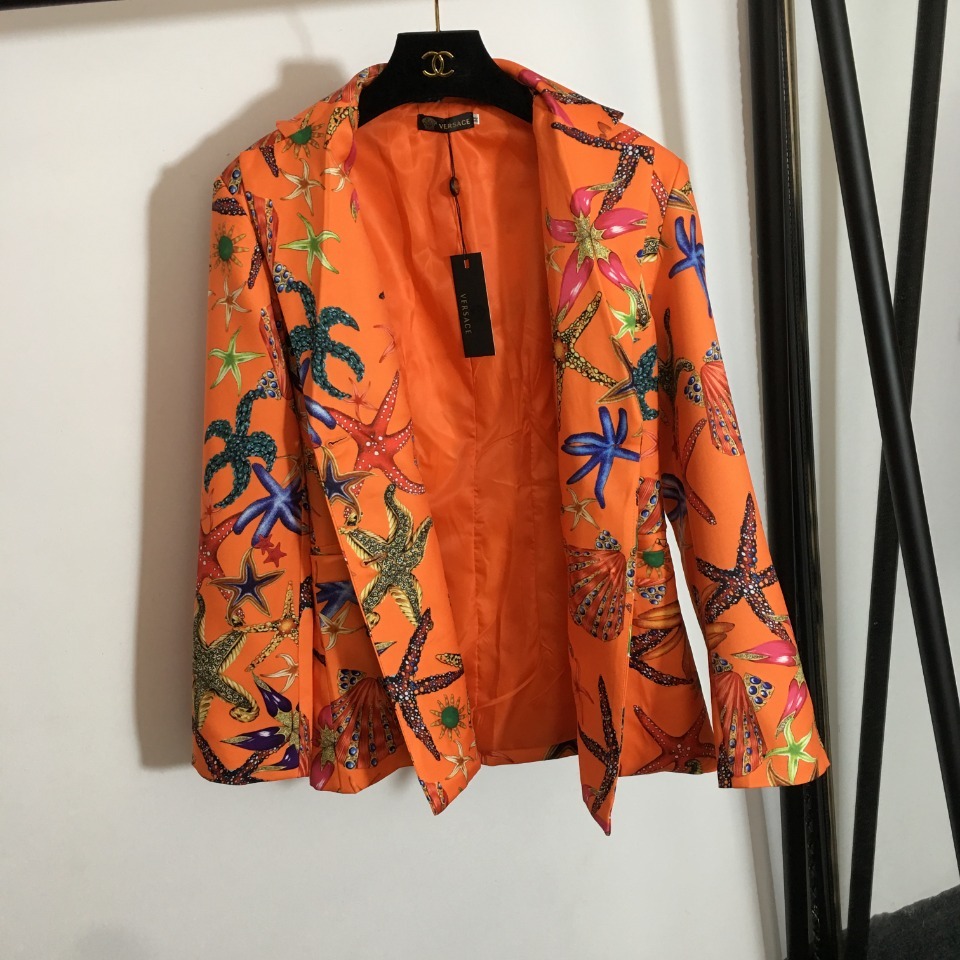 A jacket female Orange фото 2