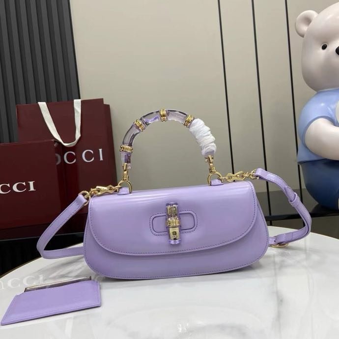 Сумка кожаная Gucci Bamboo Diva 26 см