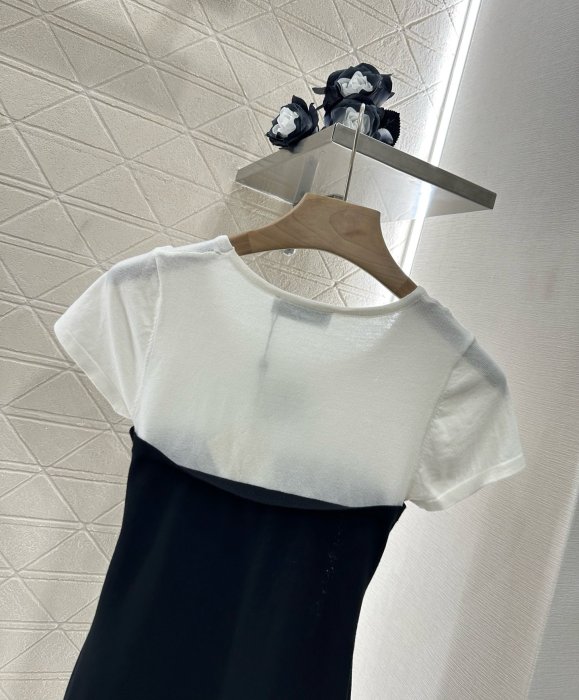 Футболка женская фото 5