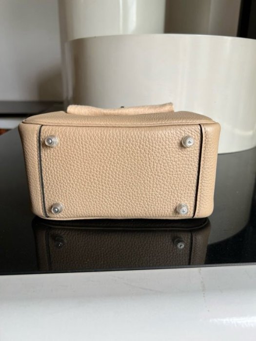 A bag women's Hermes Mini Lindy 19 cm фото 5