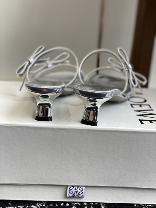 Босоножки фото 8