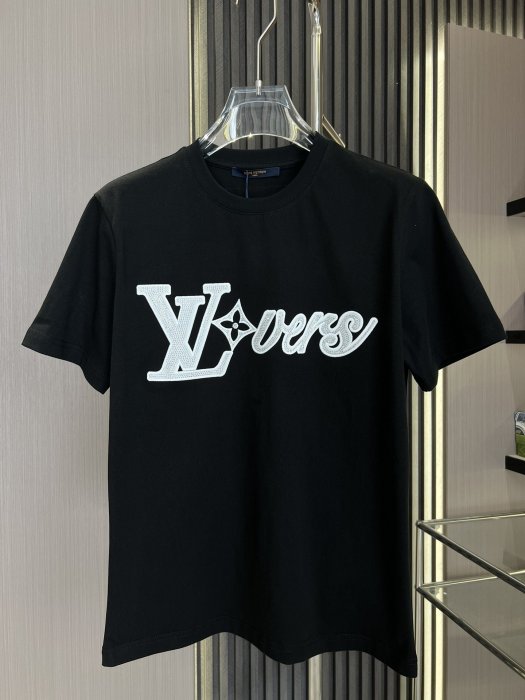 T-shirt men's