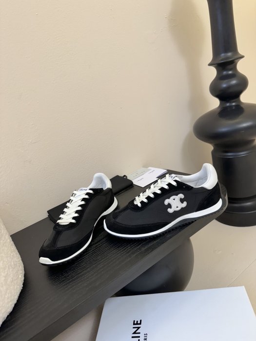 Кроссовки фото 3