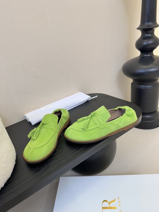 Лоферы женские фото 3