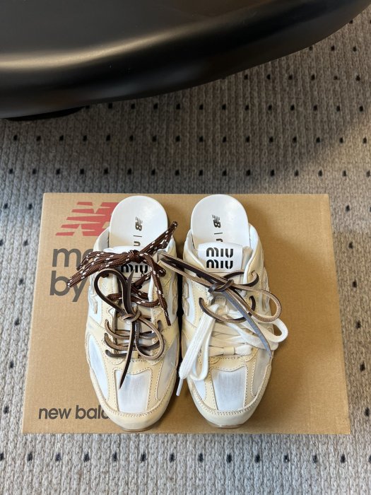 Мюли Miu Miu x New Balance