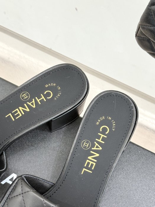 Босоножки фото 8