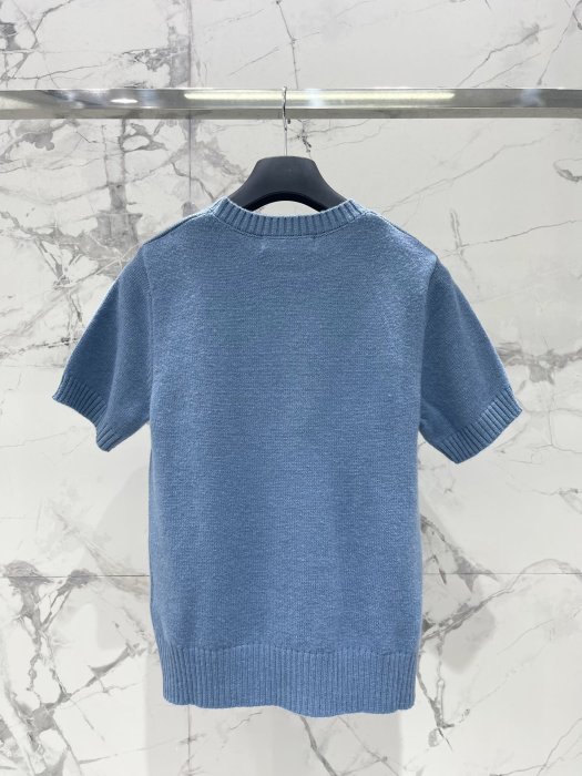 T-shirt women's фото 9