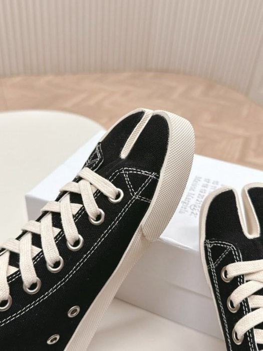 Кеды женские с раздвоенным носком фото 6