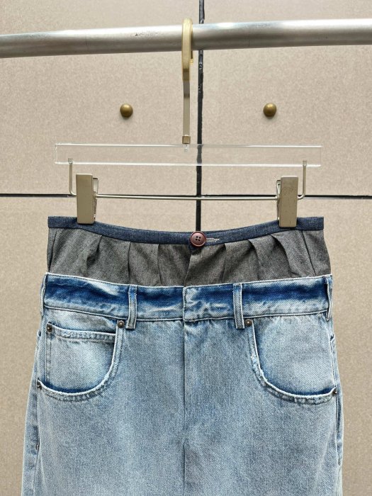 Джинсы женские фото 3