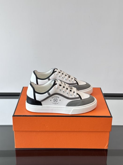 Кроссовки мужские