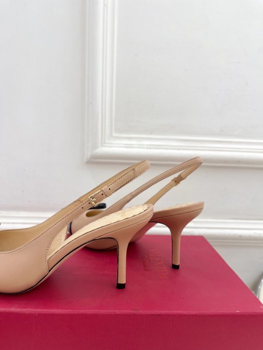 Босоножки фото 7