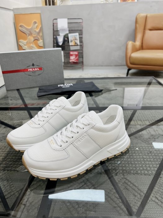 Кроссовки мужские