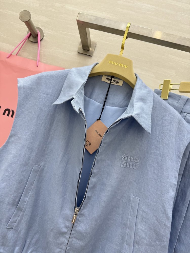 Костюм жіночий фото 3