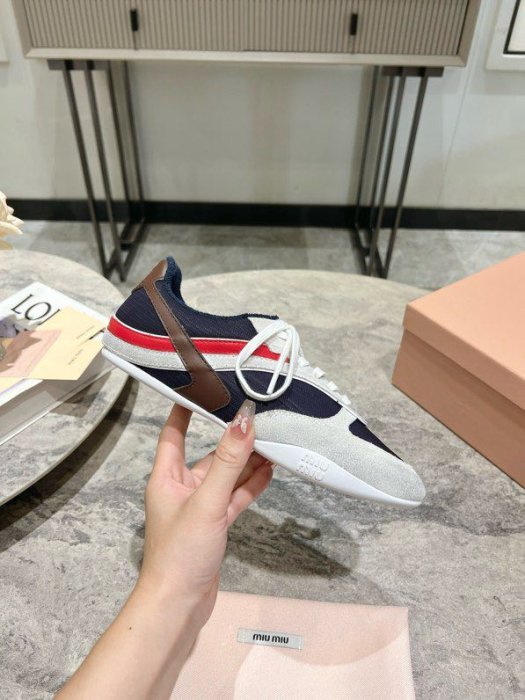 Кроссовки фото 2