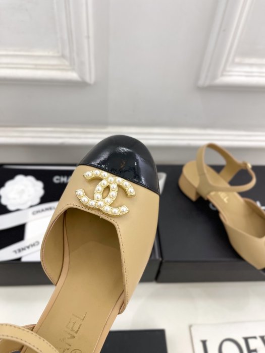 Босоножки фото 6