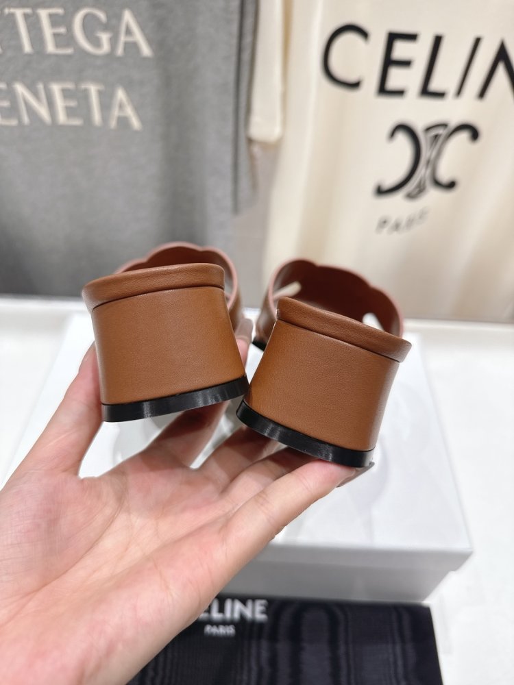 Босоніжки фото 8