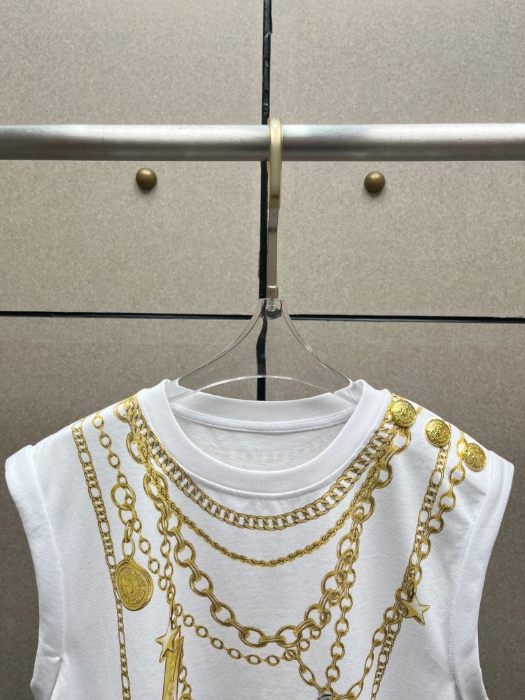 T-shirt women's фото 3