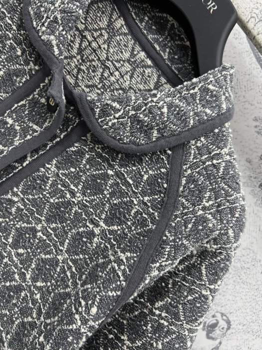 Футболка женская фото 5