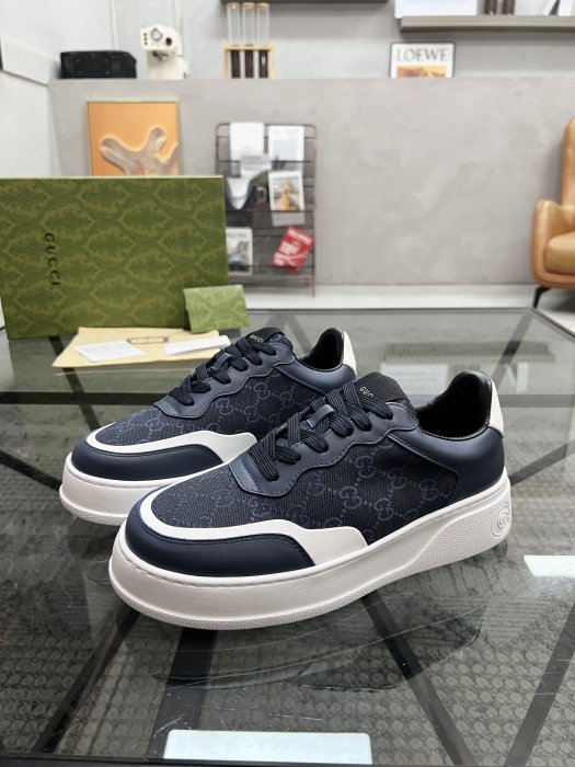 Кроссовки мужские