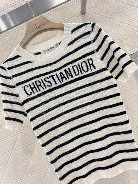 Футболка женская фото 6