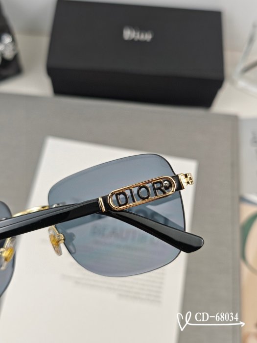 Очки солнцезащитные фото 9