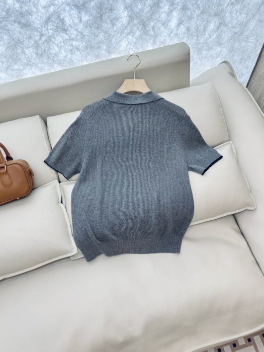 Футболка женская фото 4