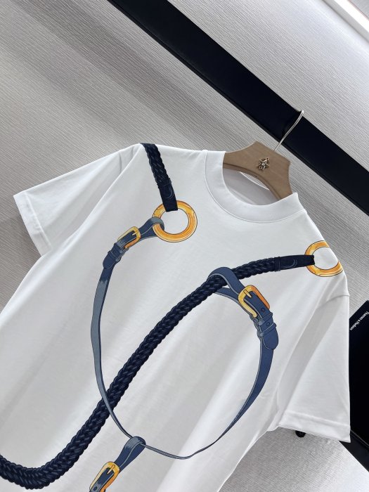 Футболка женская фото 3