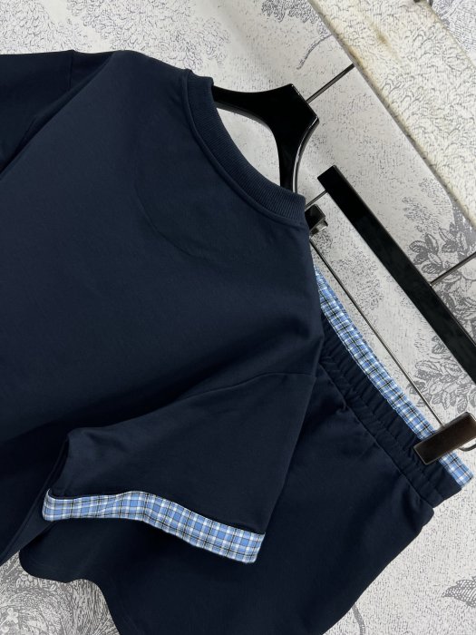 Костюм женский фото 8