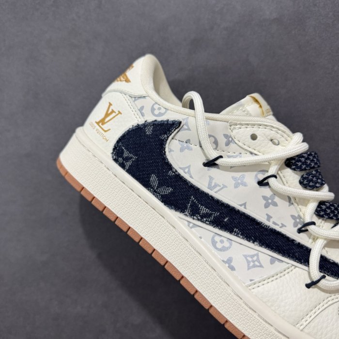 Кроссовки Travis Scott x Fragment Design x Air Jordan 1 Low фото 6