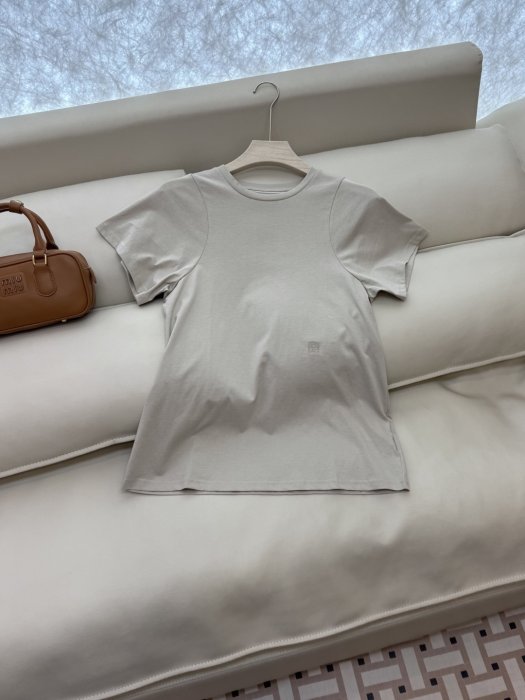 Футболка женская фото 3