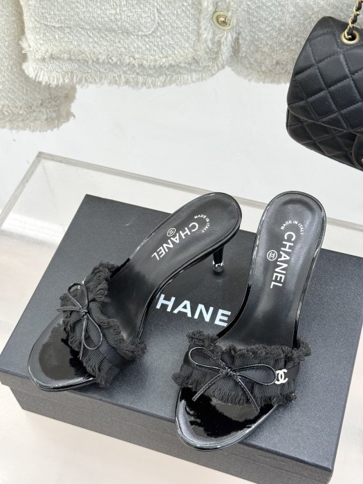 Босоножки фото 2