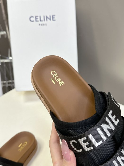 Шлепанцы женские фото 7