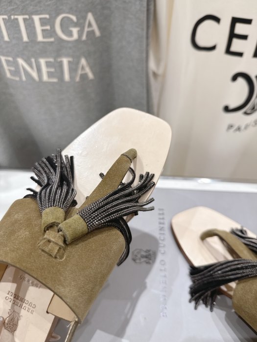 Sandals women's фото 7