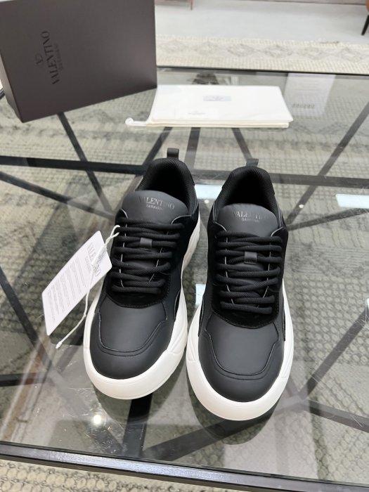 Кросівки чоловічі фото 3