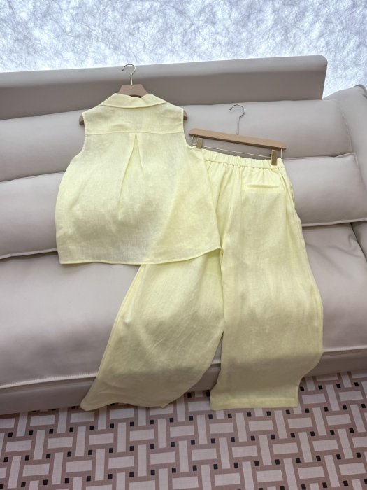 Костюм женский фото 4