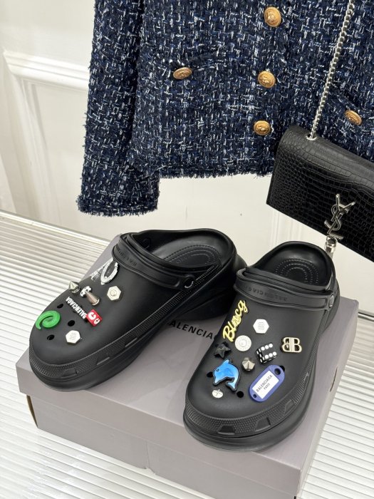 Кроксы Balenciaga X Crocs фото 2